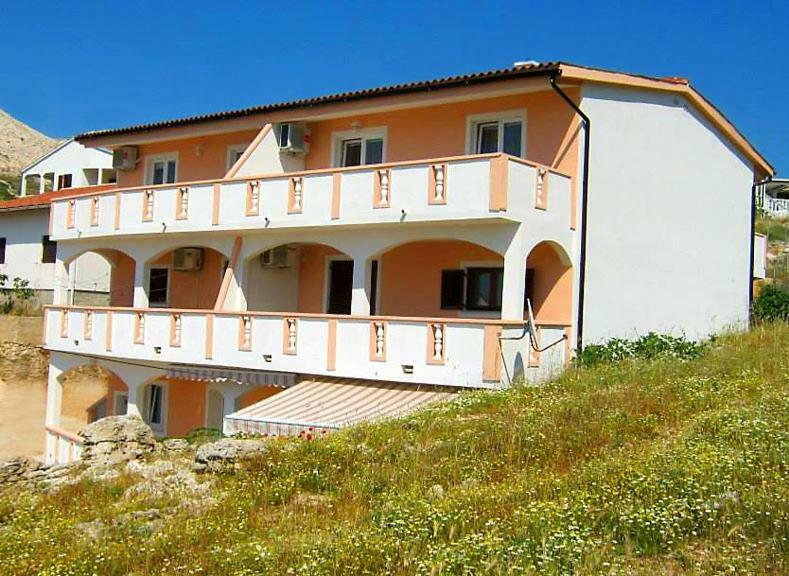 Apartments Denis Metajna Exterior foto